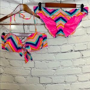 Victoria’s Secret Pink Blue Chevron Halter Tie Bikini Set Size Medium